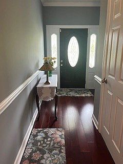 2nd image of 113 Sherwood Ln