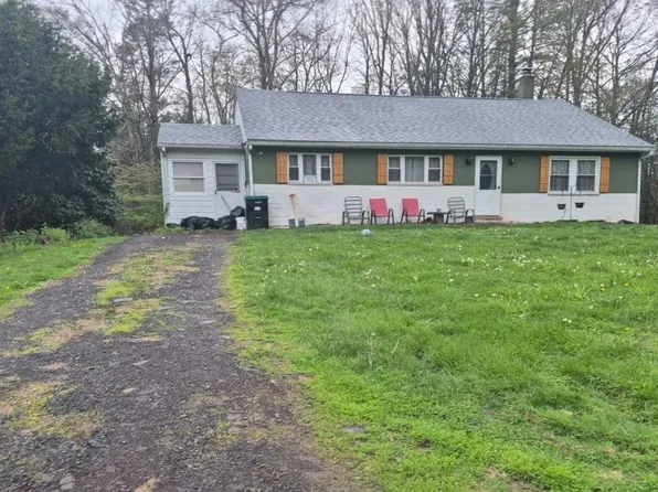 234 Meeker Outlet Rd, Dallas, PA 18612