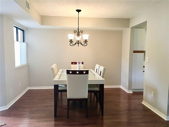 3rd image of 174 Bennington Dr APT 3