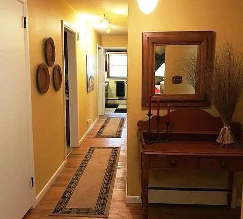 2nd image of 1605 Gorham Pl