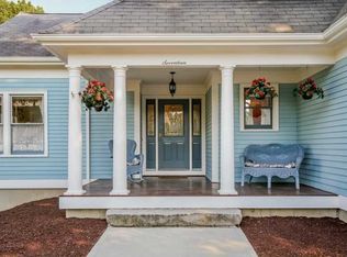17 Nutmeg Dr, Johnston, RI 02919