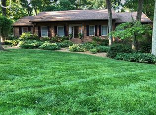 4816 McAlpine Farm Rd, Charlotte, NC 28226