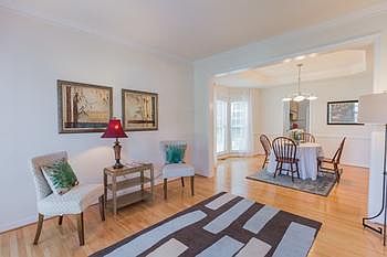 3rd image of 11265 Silverstone Dr