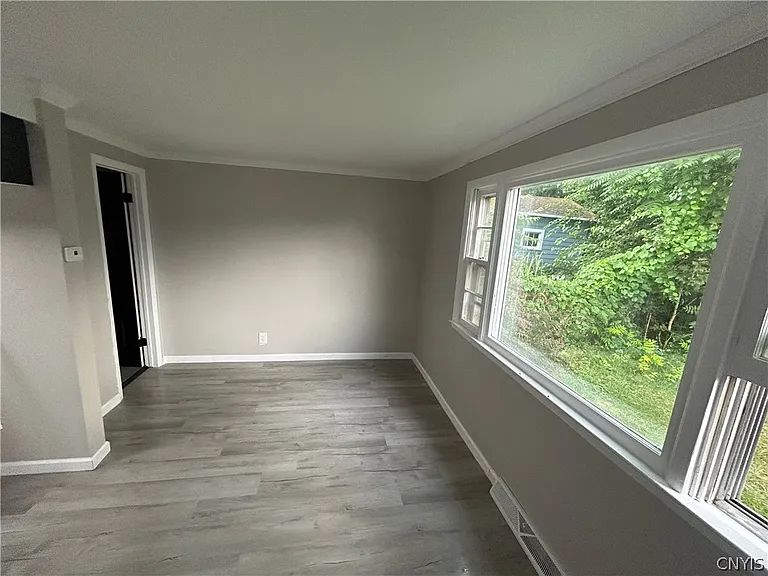 273 N Collingwood Ave — Photo 7