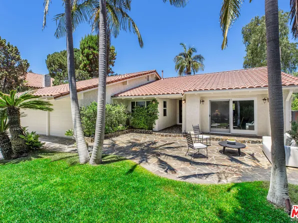 26521 Academy Dr, Palos Verdes Peninsula, CA 90274