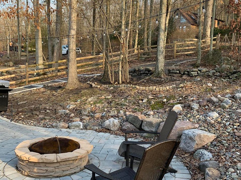 31 Edge Rock Dr Drums, PA, 18222 Apartments for Rent Zillow