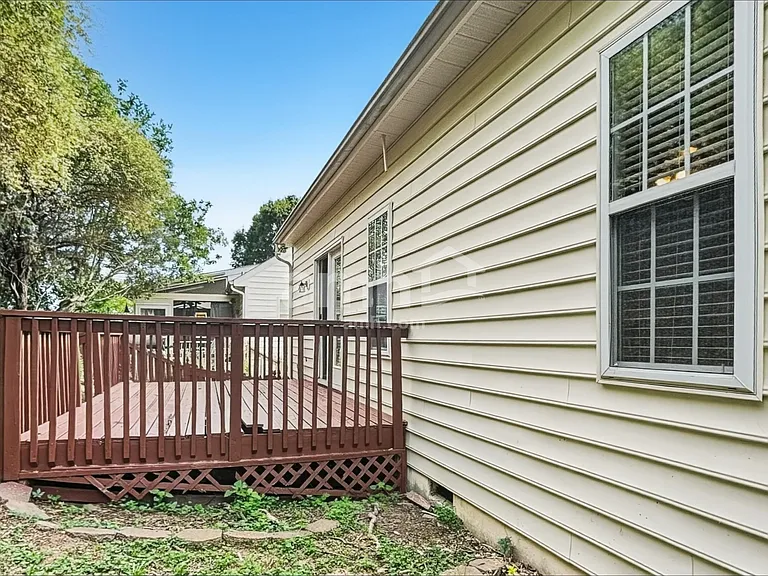 5320 Sahalee Way — Photo 16
