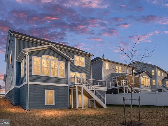 2nd image of 38 Boxelder Dr