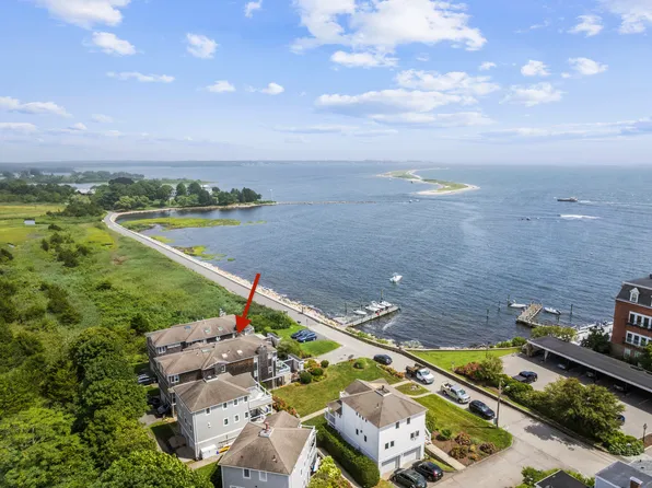15 East Grand Street, Stonington, CT 06378