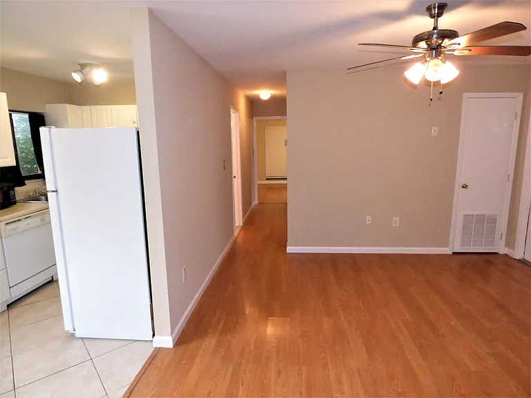 3074 Broadpoint Dr — Photo 13