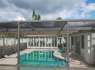 2011 SE 8th St, Cape Coral, FL 33990