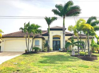 3919 SW 17th Place Cpe, Coral, FL 33914