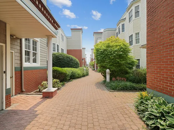 130 The Promenade #130, Edgewater, NJ 07020