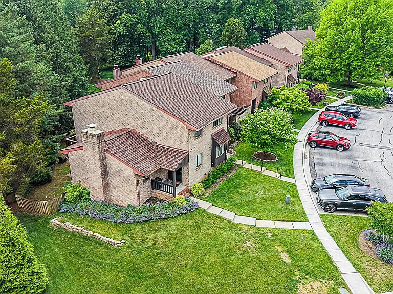 400 Five Farms Ln — Photo 58