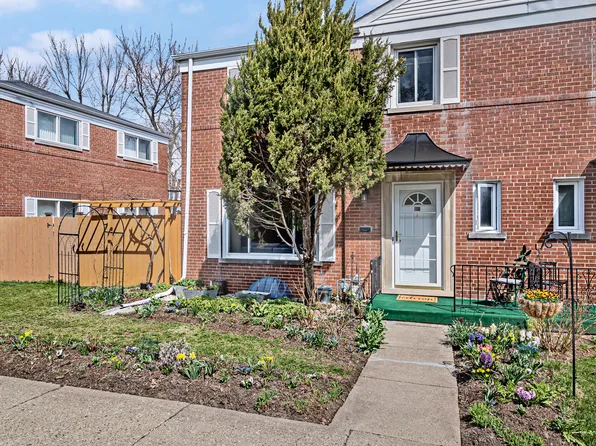 187 Asbury Ave, Evanston, IL 60202