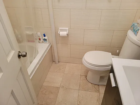 Rented by BLS Realty | media 3