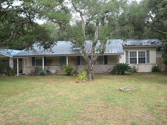 2nd image of 209 Donnie Dr