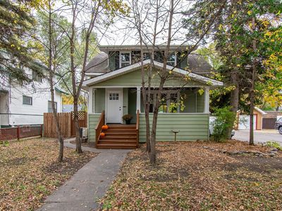 910 University Dr S, Fargo, ND, 58103