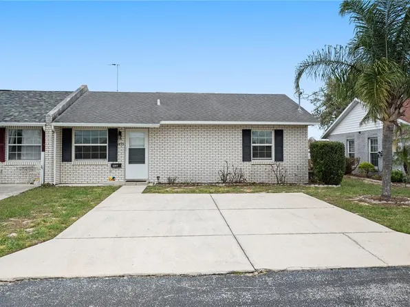 1435 Thousand Roses Dr N, Lake Wales, FL 33853