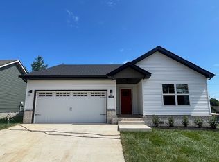 1105 Poppy Seed Dr, Oak Grove, KY 42262