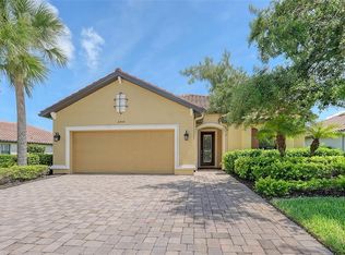 2454 Vaccaro Dr, Sarasota, FL 34231