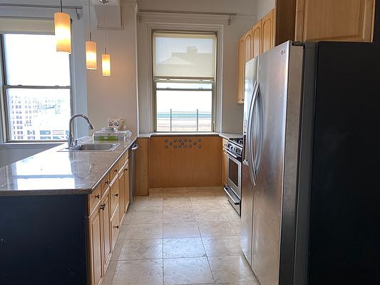 3rd image of 31 Union Sq W APT 11A