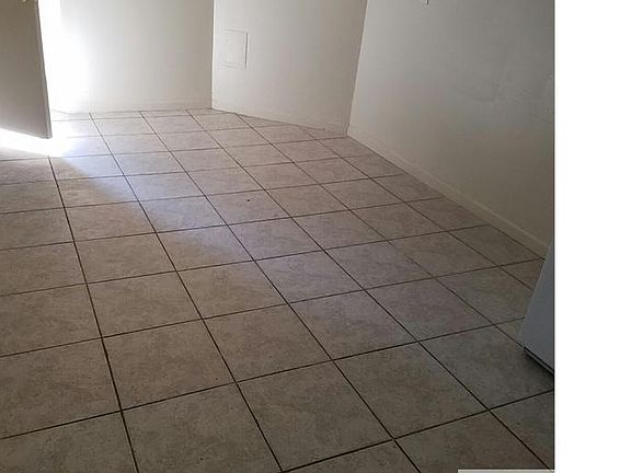 4th image of 3453 N Lowell Ave #0