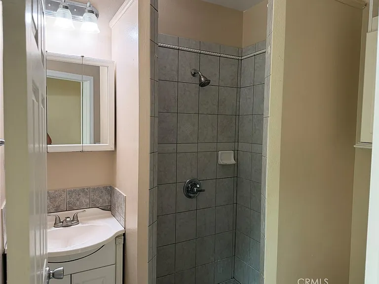 3082 Thurin Ave — Photo 21