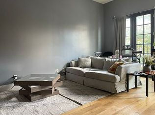 216 Pulaski St APT 2R, Brooklyn, NY 11206