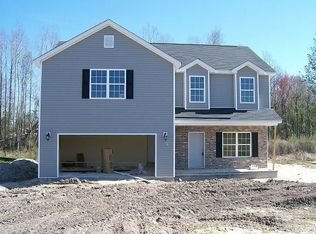 425 Auburn Rd, Glennville, GA 30427