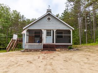 18 Town Line Row, Hiram, ME 04041