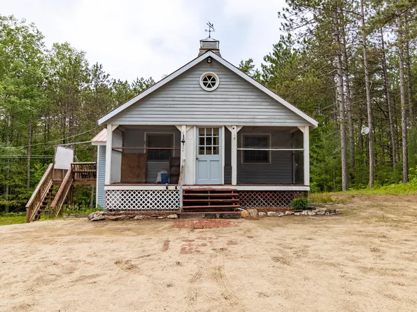 18 Townline Row, Hiram, ME 04041