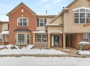47675 Ormskirk Dr #212, Canton, MI 48188