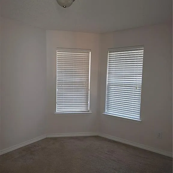 11890 Ives Ln — Photo 6
