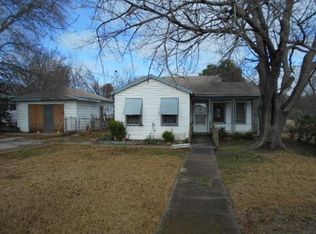 519 W 5th St, Lancaster, TX 75146