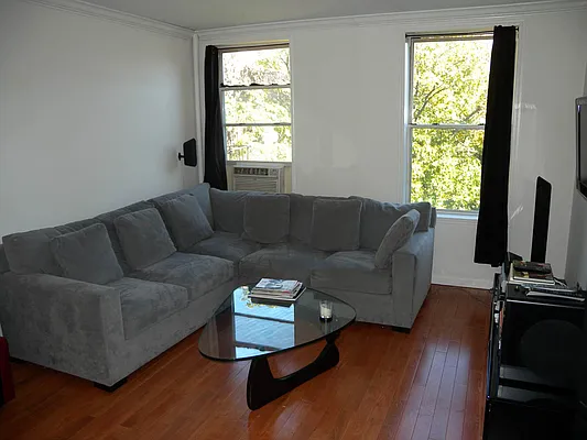 Rented by Gallery Real Estate Group, LLC | media 36