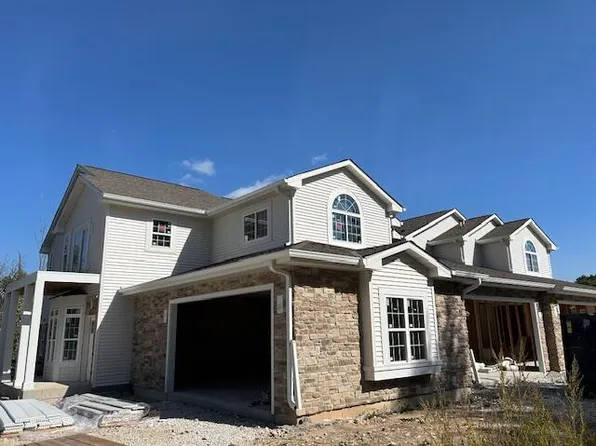 W141N9978 Seven Pines WAY #201A, Germantown, WI 53022
