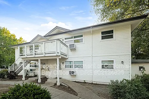 1402 Washington St #6 Photo 1