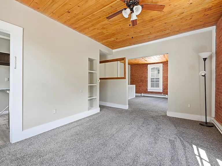 401 Rose St #2 — Photo 18