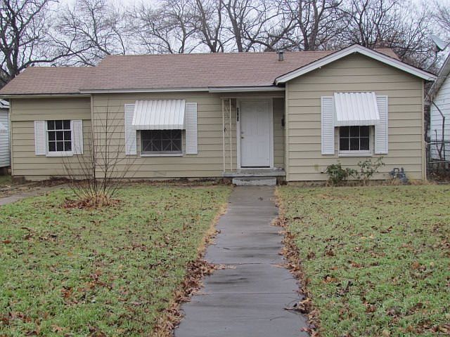 2nd image of 3721 N 22nd St