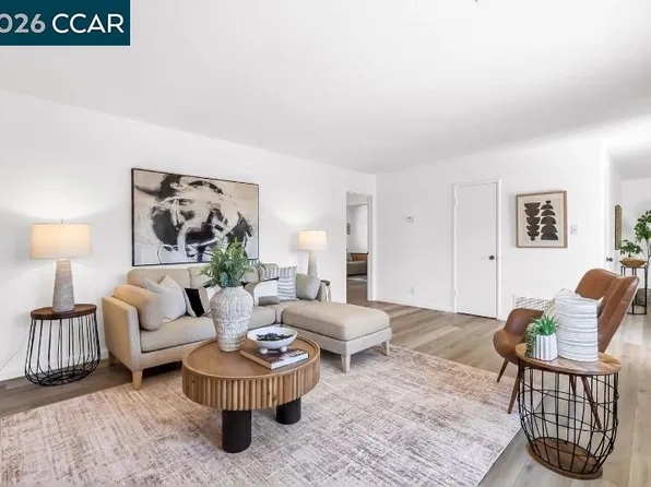 3573 Falcon Dr, Concord, CA 94520