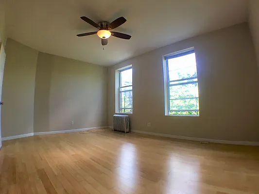 Rented by Uptown Property Group | media 16