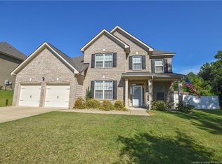 562 Regimental Dr, Cameron, NC 28326