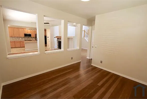 8742 Stony Creek Dr — Photo 13