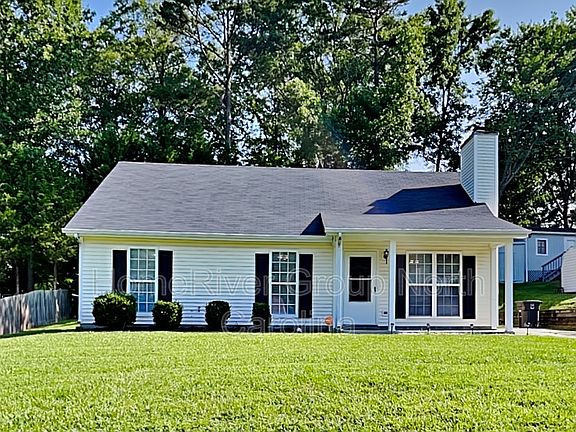2nd image of 822 Banner Oak Ct
