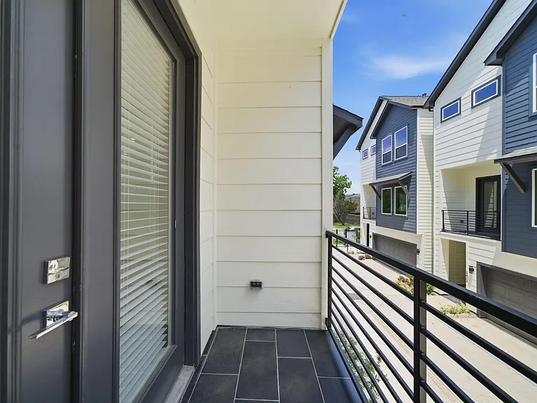 1400 Cedar Post Ln — Photo 11