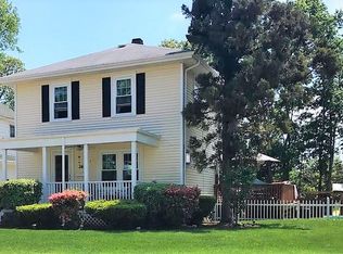 24 Fordson Ave, Cranston, RI 02910