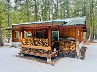 4 Rainbow Rd #1, Mazama, WA 98833