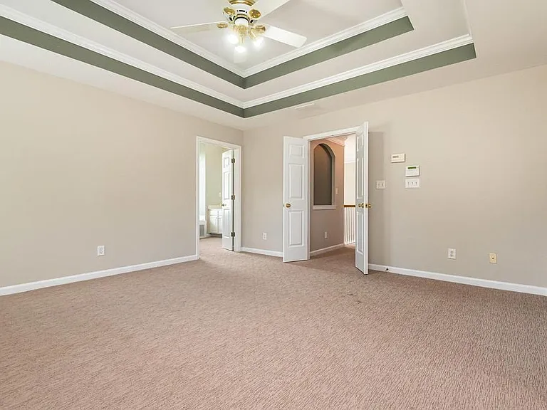 225 Heritage Lake Dr — Photo 59