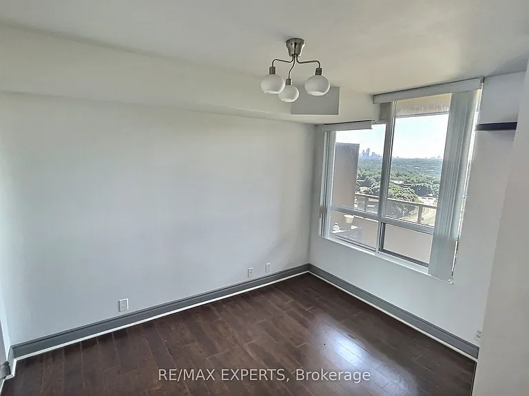 80 Harrison Garden Blvd #1625 — Photo 11